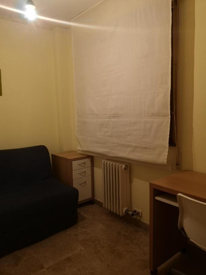 Escultor Moreto - Parking Gratis Apartment