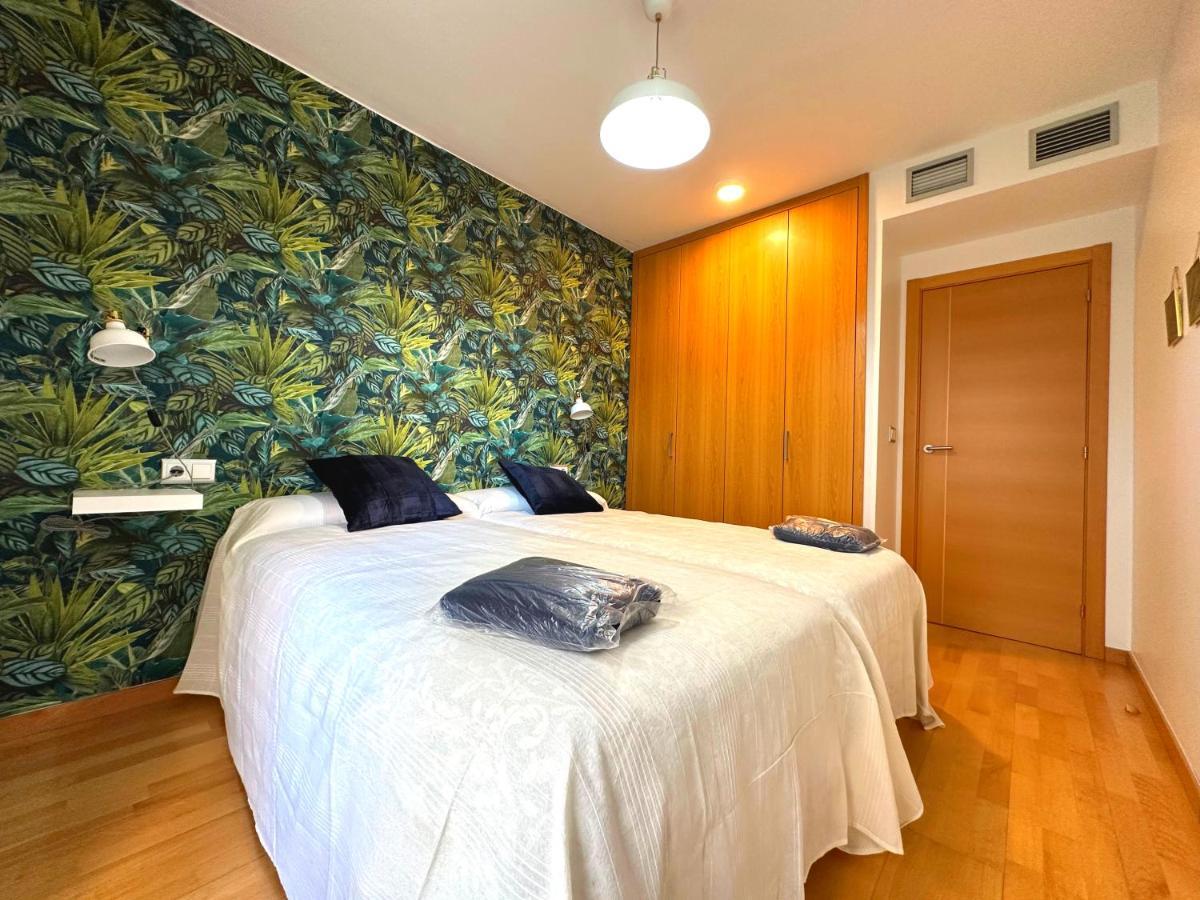Dos Torres La Comarca - Jardín Y Parking Privado Gratis Apartamento