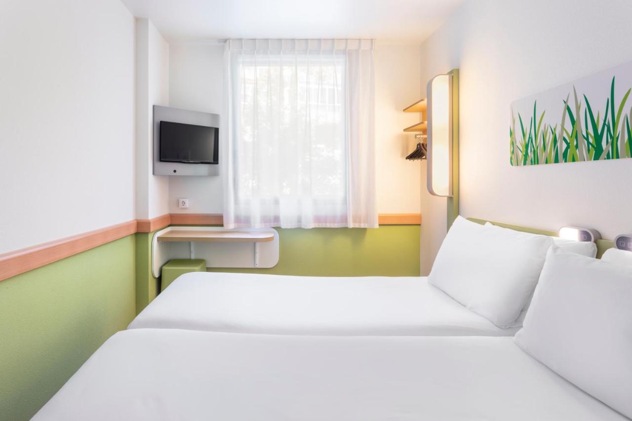 Plaza Mozart 4*