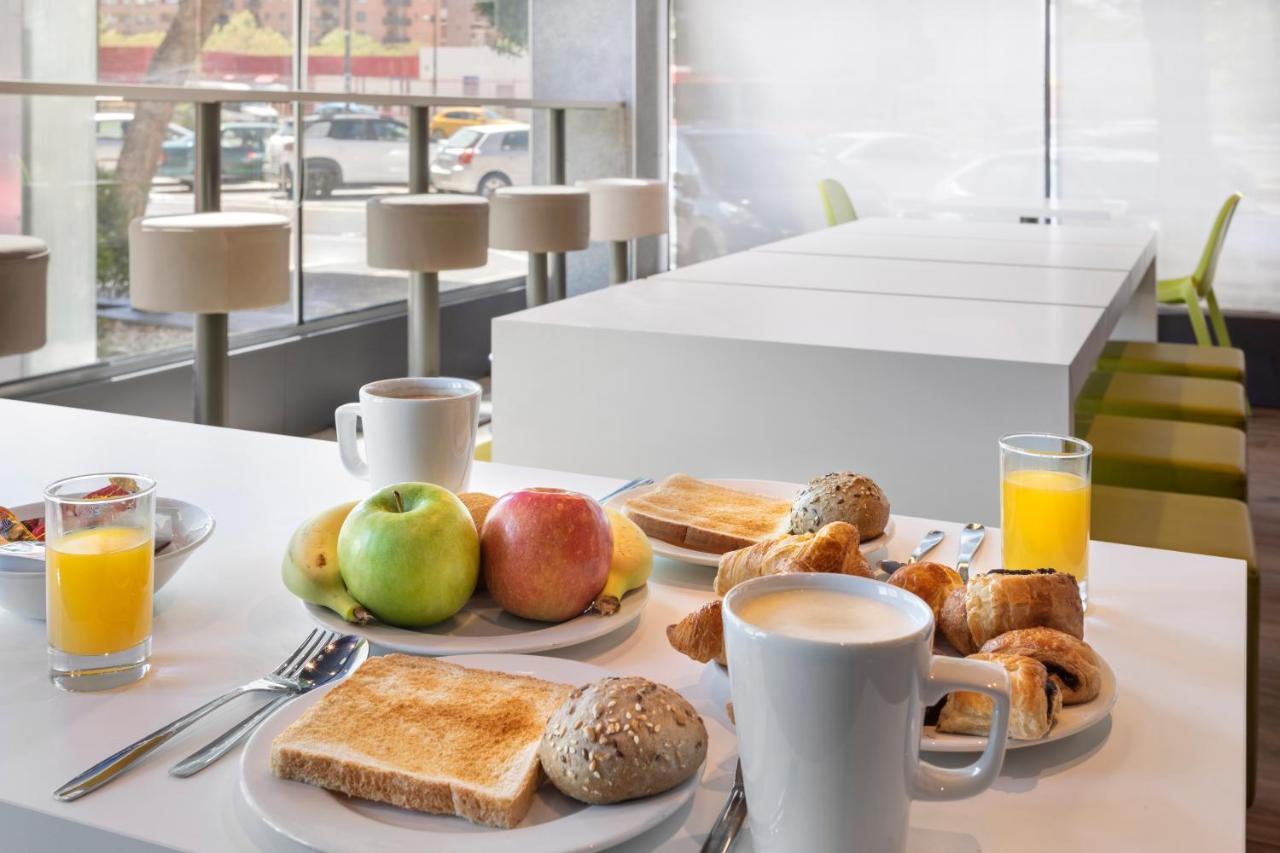 Plaza Mozart Hotel 4*