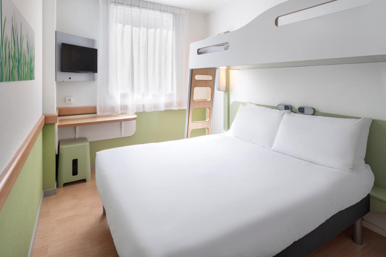 Plaza Mozart 4*
