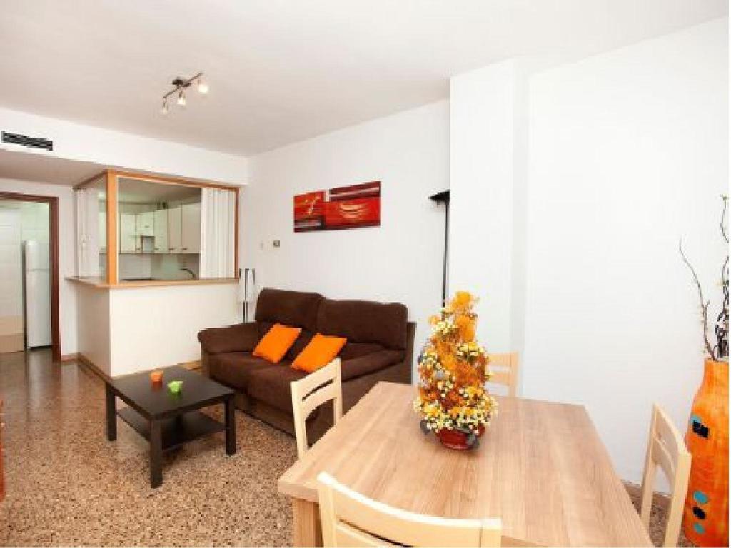 Dos Torres Alierta - Edificio De Con Parking Privado Amplios Para Estar Como En Casa Ideal Para Grupos Y Empresas