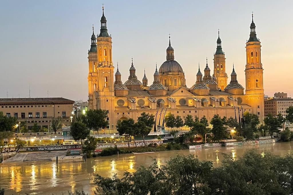 Con Vistas Al Pilar Con Aparcamiento Privado * Zaragoza