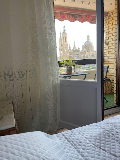 Apartamento Con Vistas Al Pilar Con Aparcamiento Privado Zaragoza