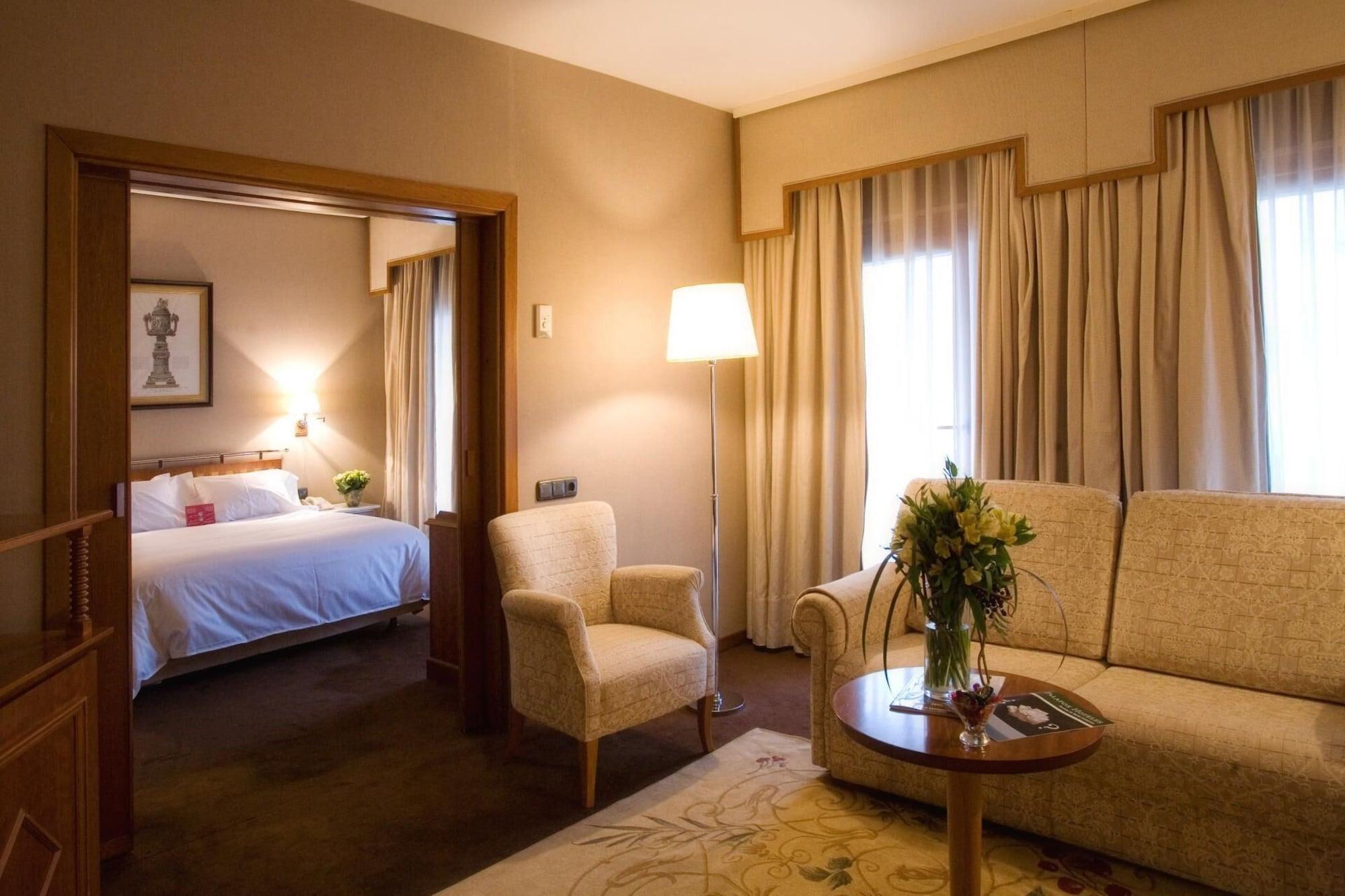 Hotel Palafox 5*