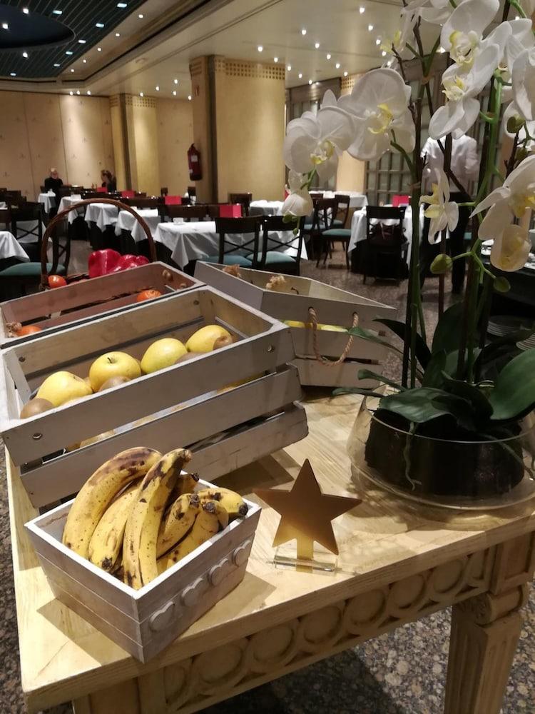 Hotel Palafox 5*