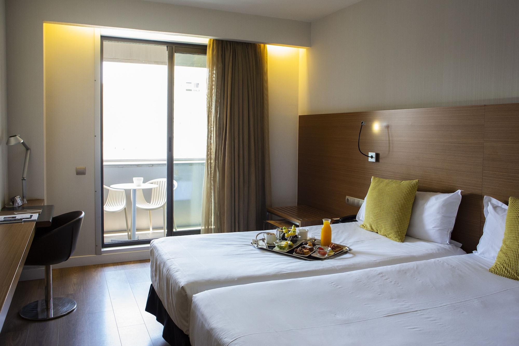 Vincci Zentro Hotel