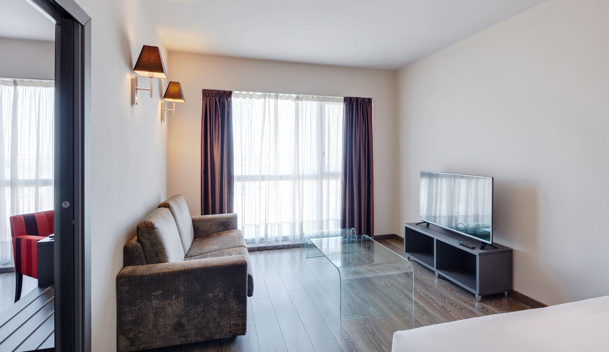 Hotel Sercotel Plaza Feria
