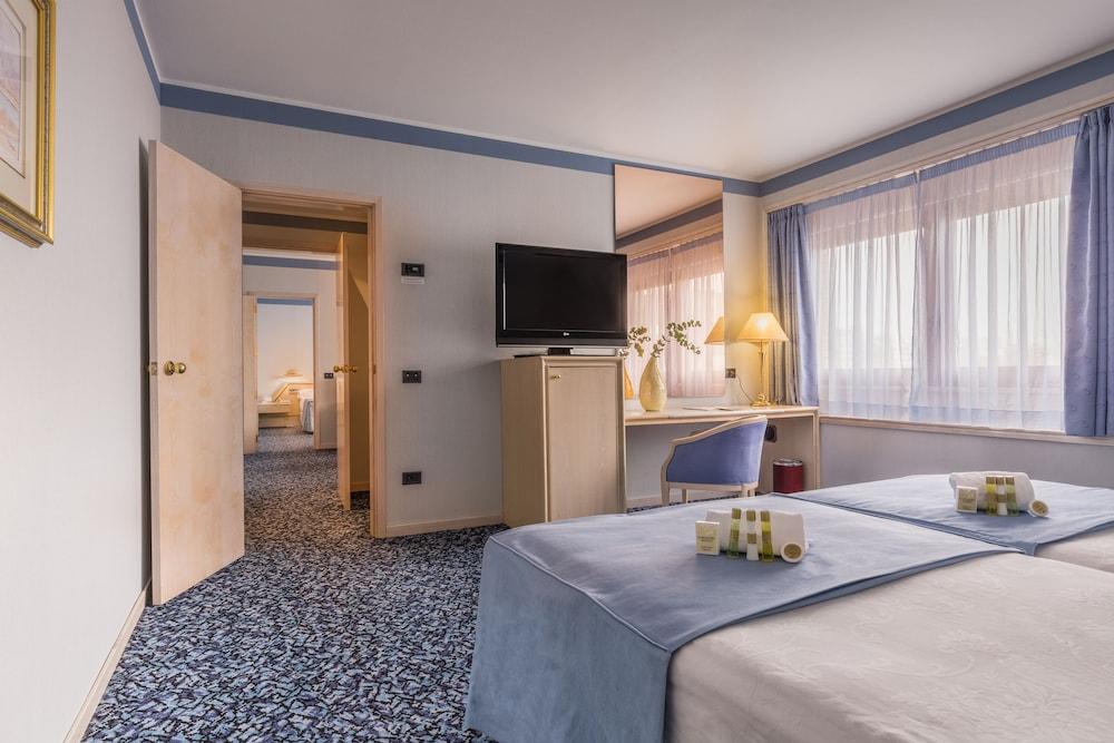 Exe Boston Hotel Zaragoza