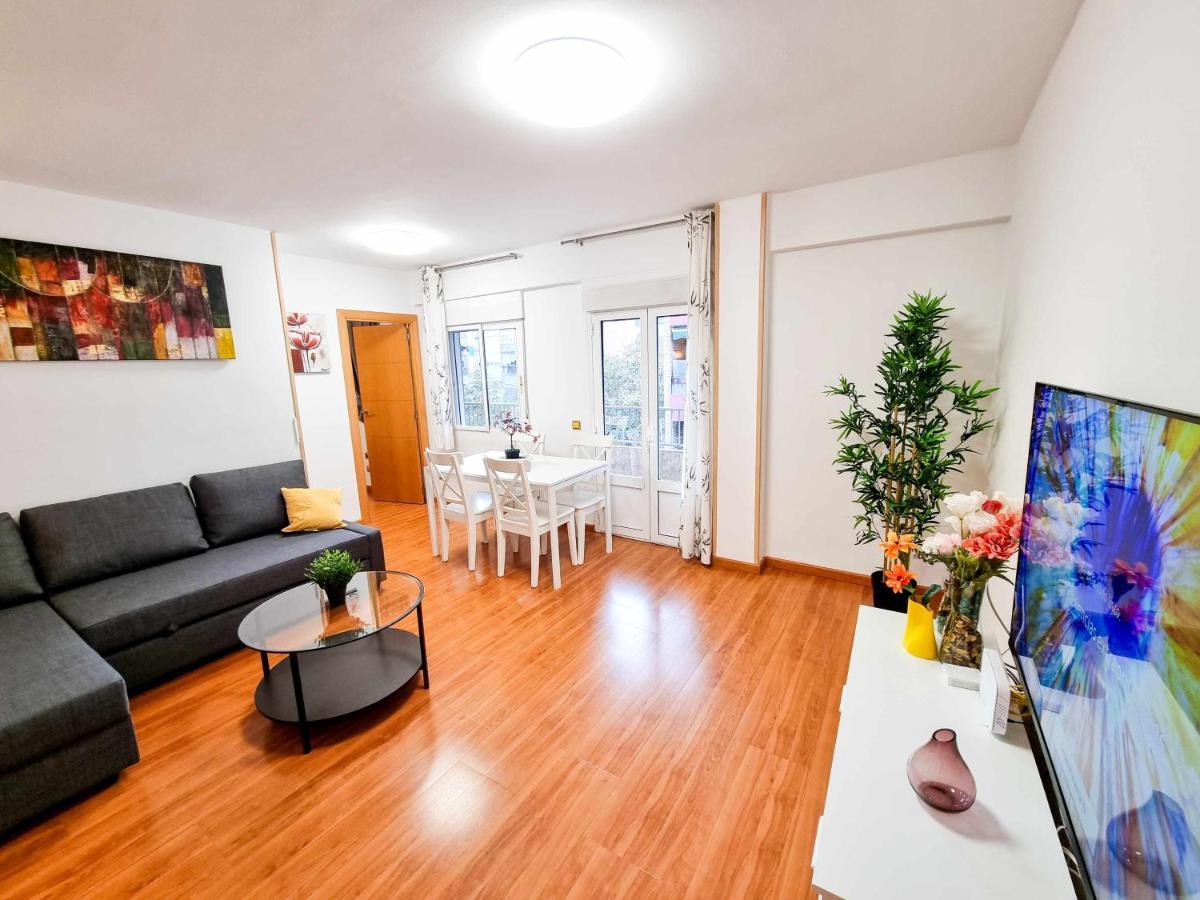 Apartamento Fuentes Del Pilar Comotucasa