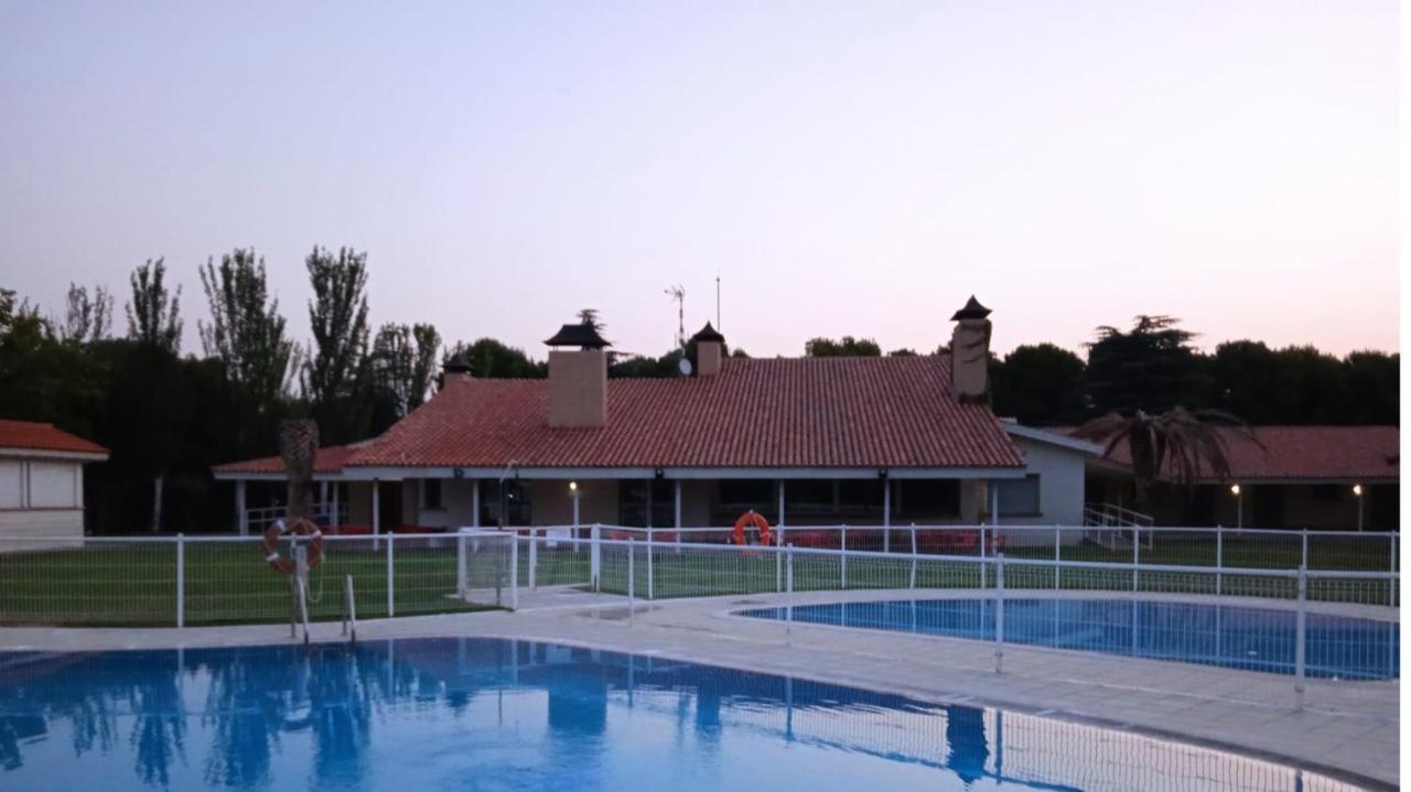 Campsite Bungalows Zaragoza Camping Zaragoza