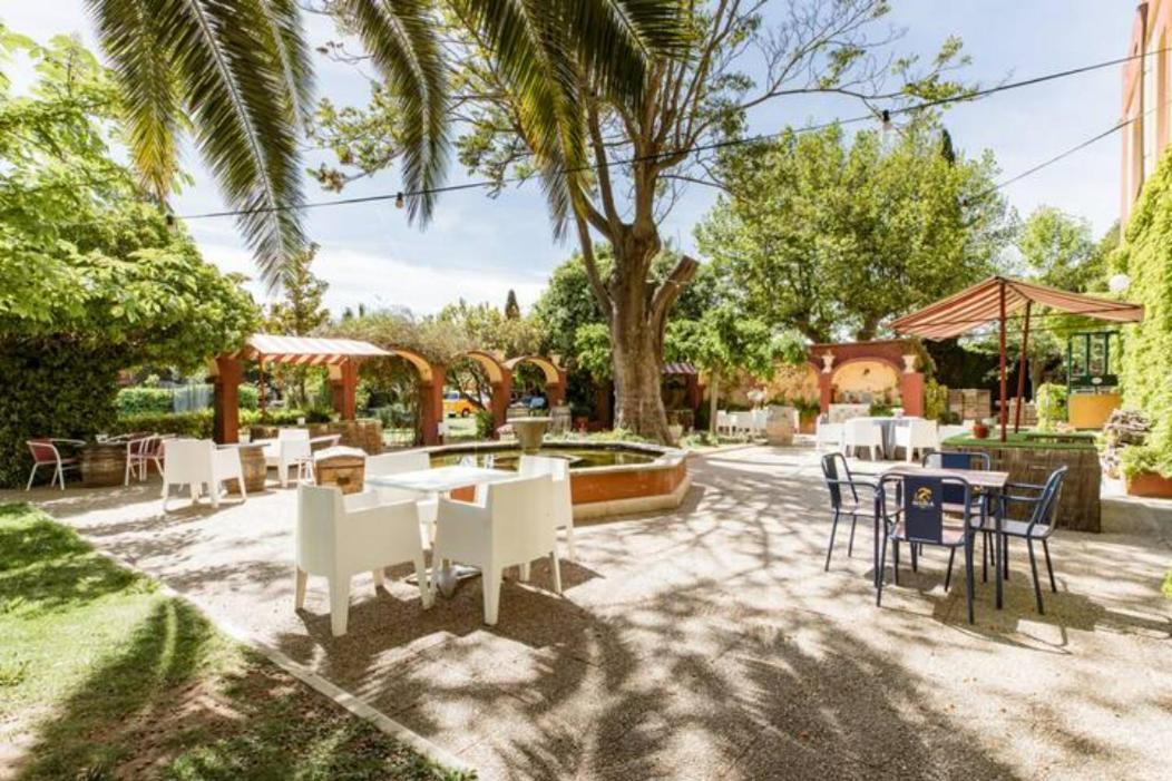 Almenara De Copau Hotel Zaragoza