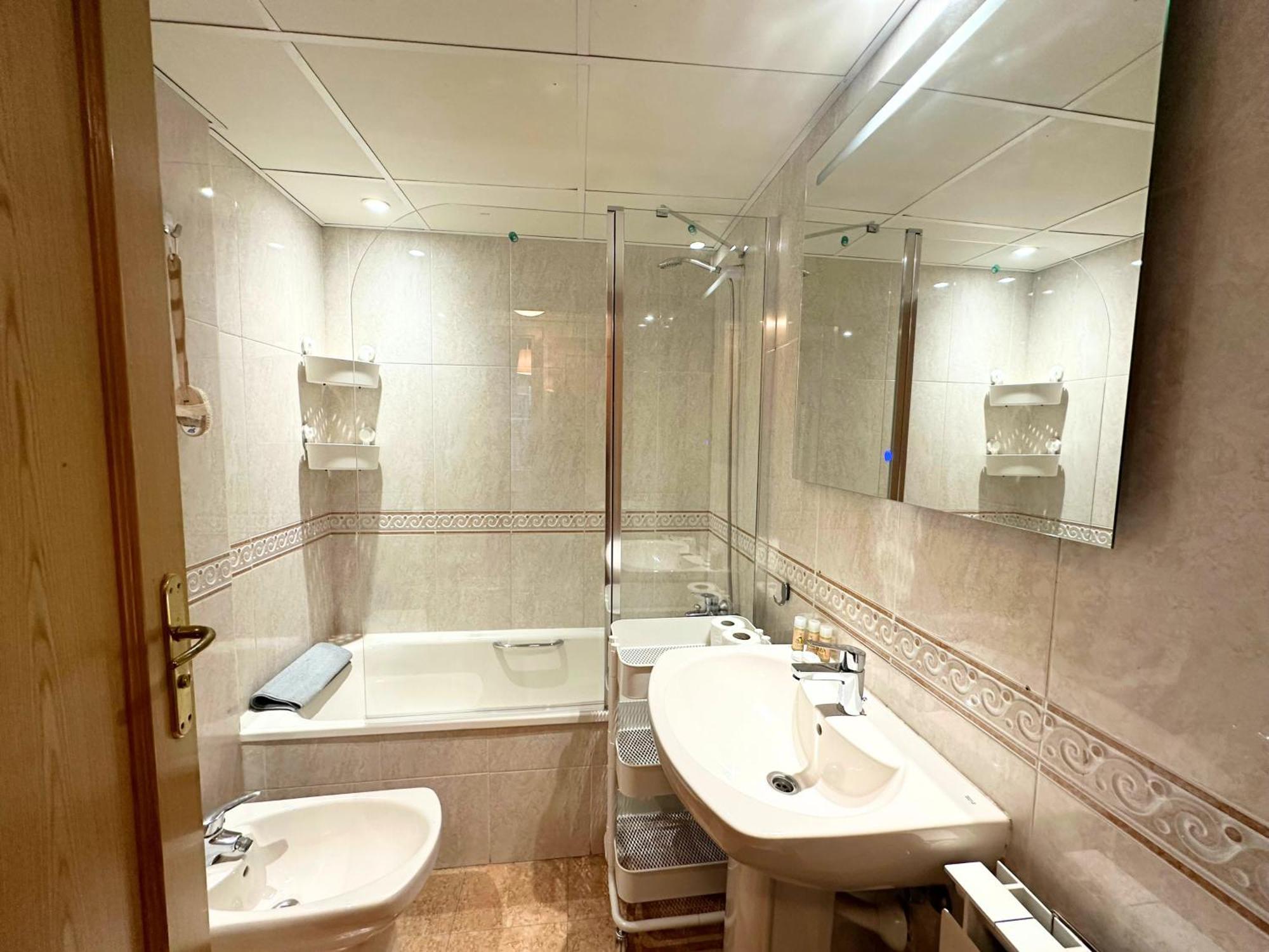 Apartamento Dos Torres Cesar Augusto - Larga Temporada Zaragoza