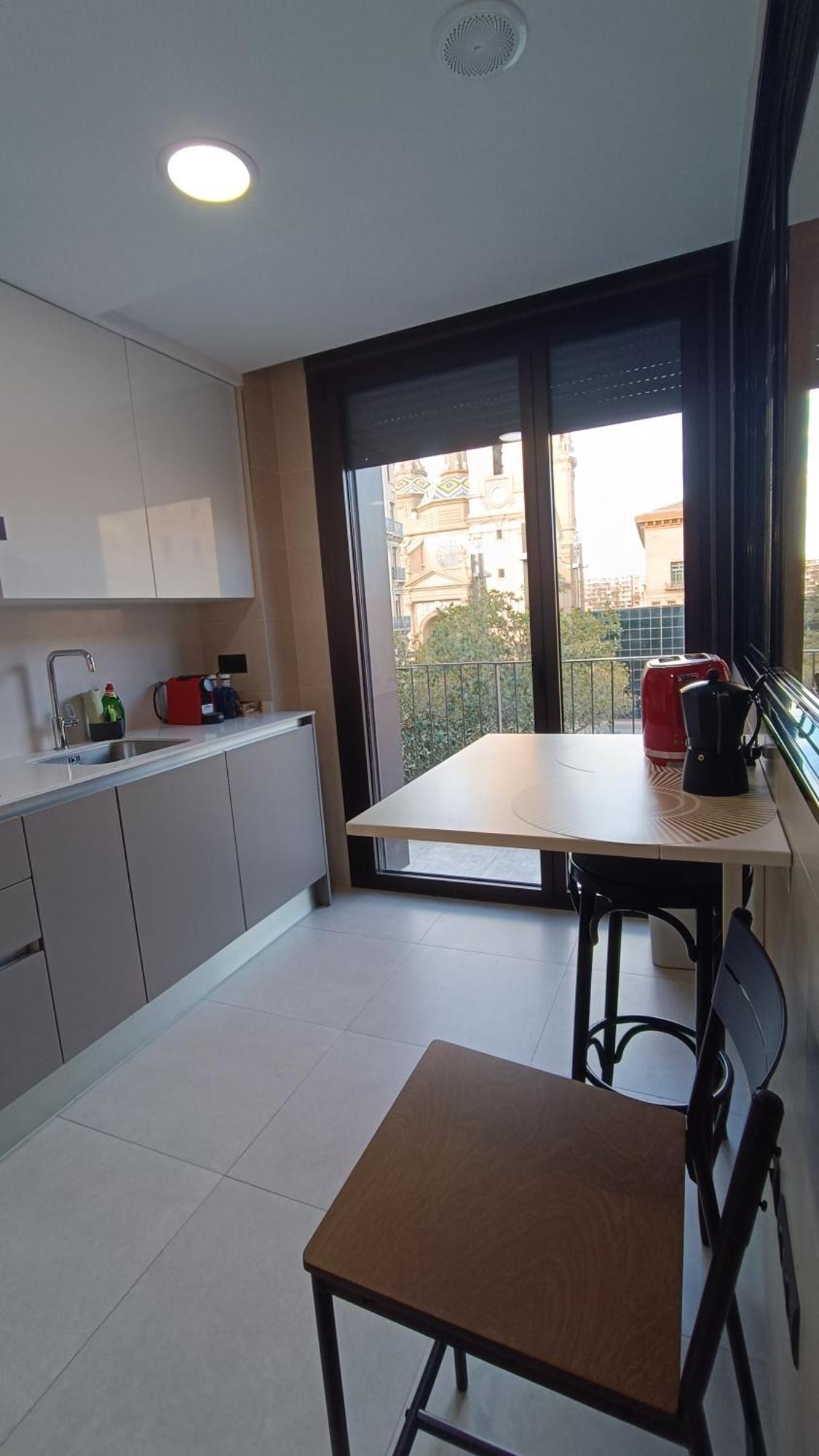 Lc Plaza Del Pilar Apartamento *