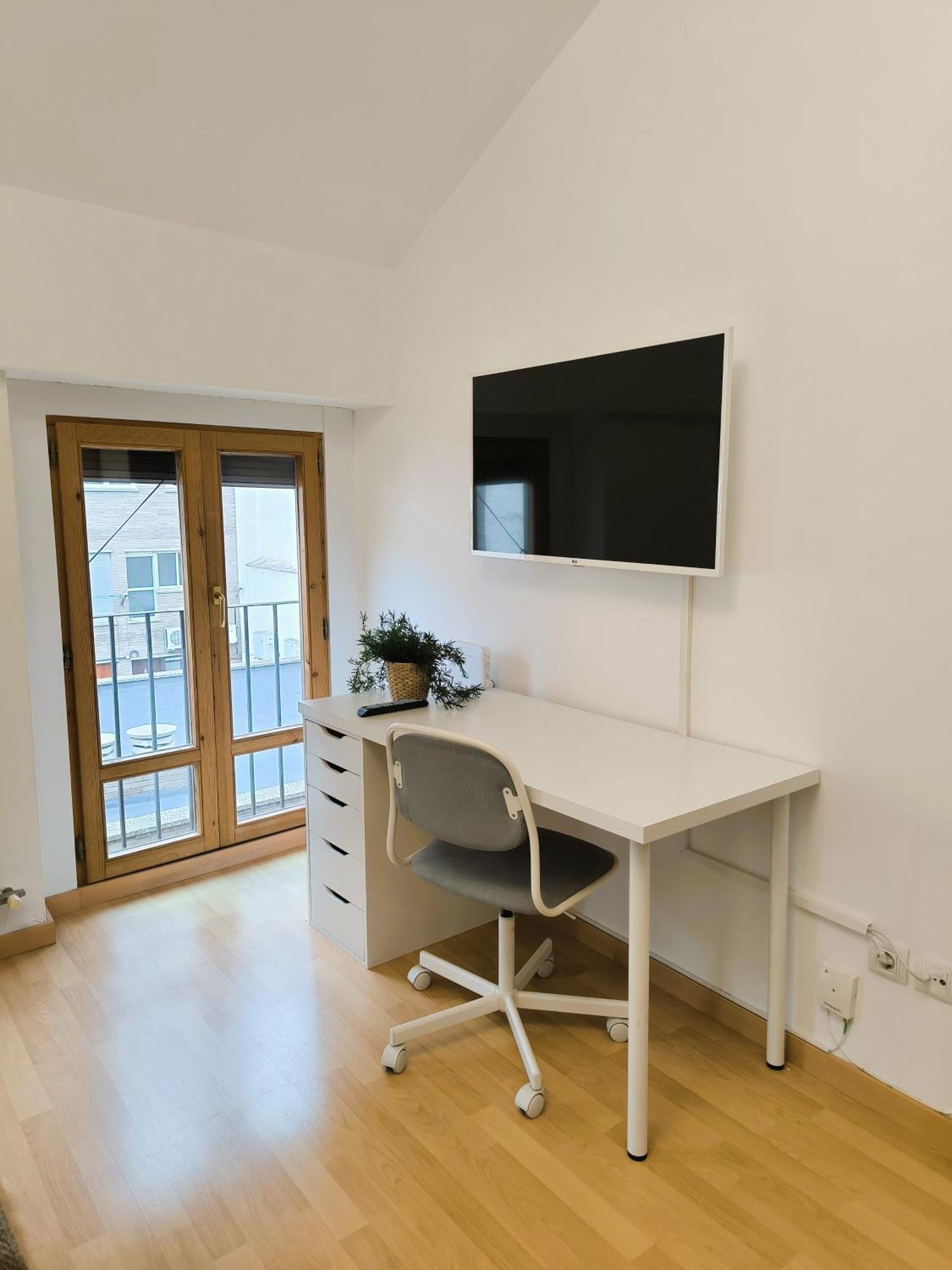 Apartamento El Loft Del Casco By Alogest Zaragoza