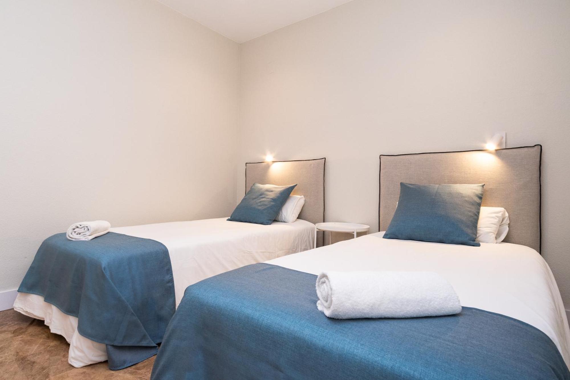 Vtz Orus Factory - Parking Muy Economico Hotel