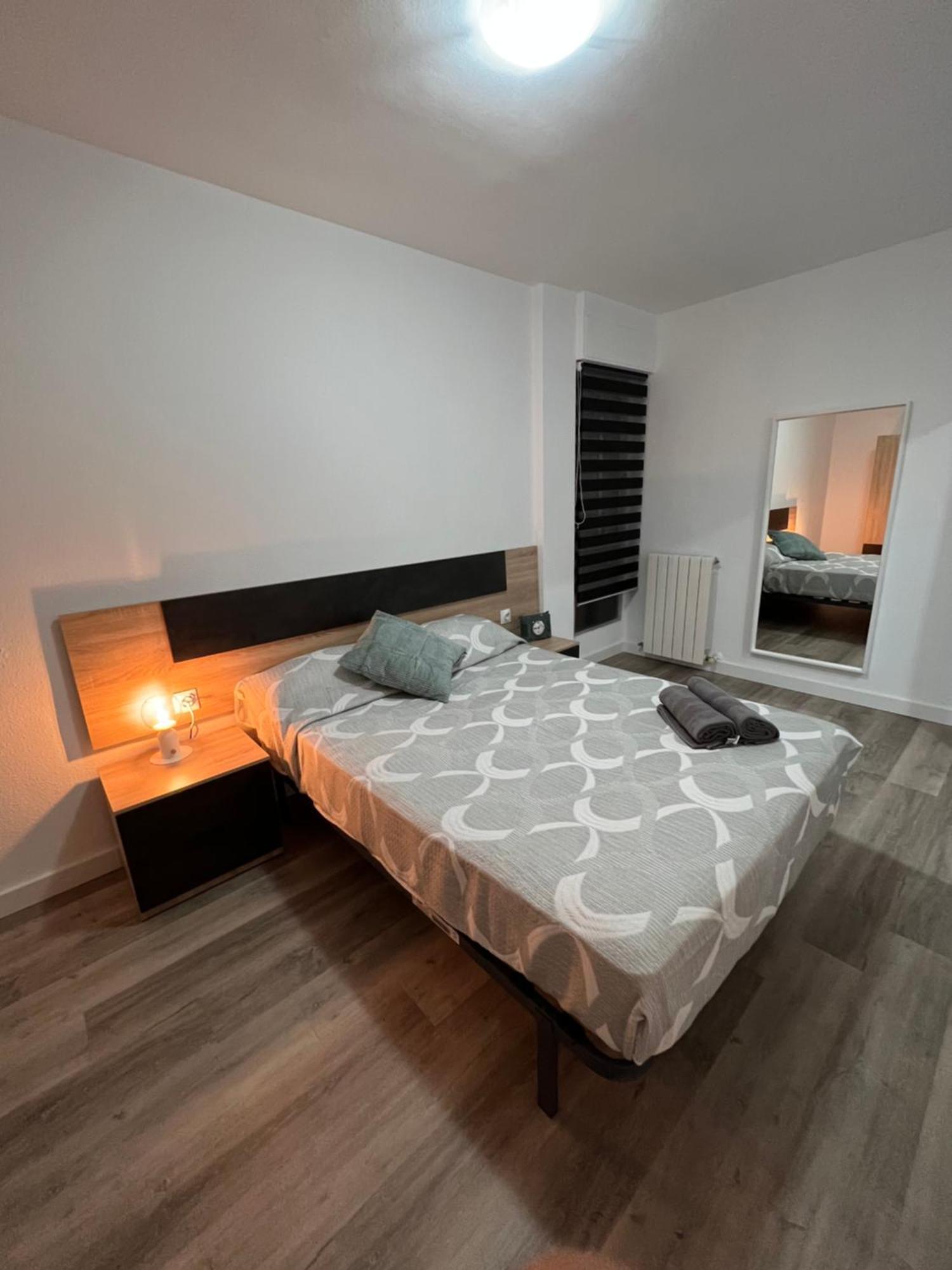 En Con Parking Apartamento Zaragoza