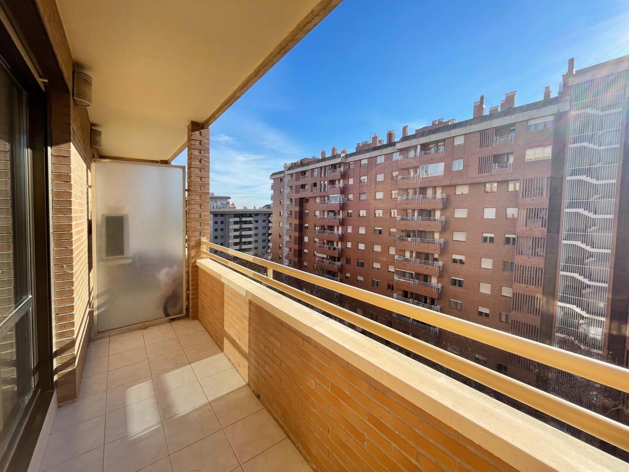 Apartamento El Pilar 3000 *