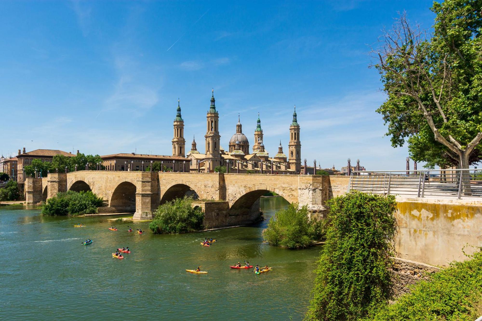 Junto Al Puente De Piedra Apartamento Zaragoza