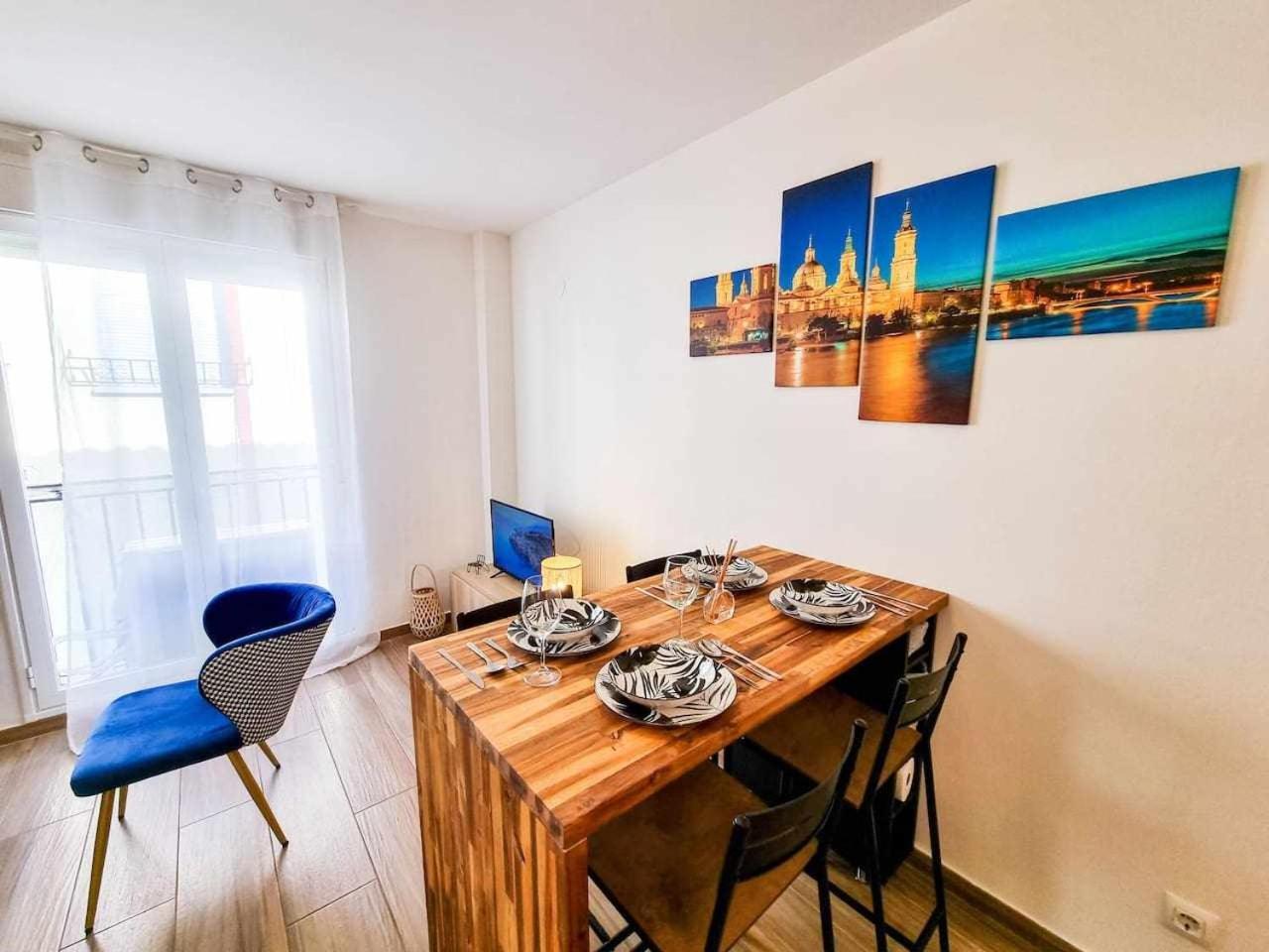 Aguadores Del Pilar Comotucasa * Zaragoza