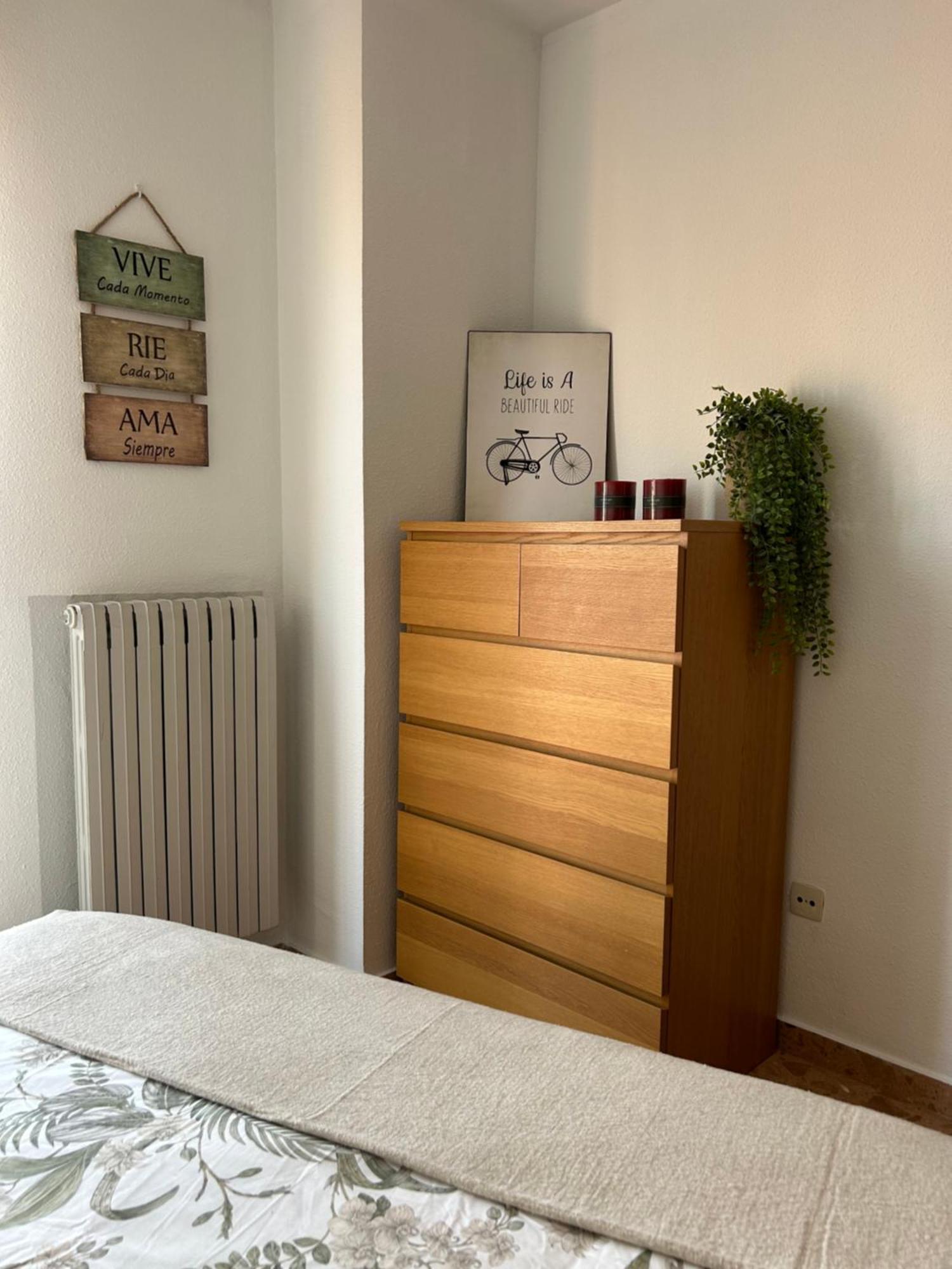 El Torreón Del Pilar. Opción De Parking Apartamento Zaragoza