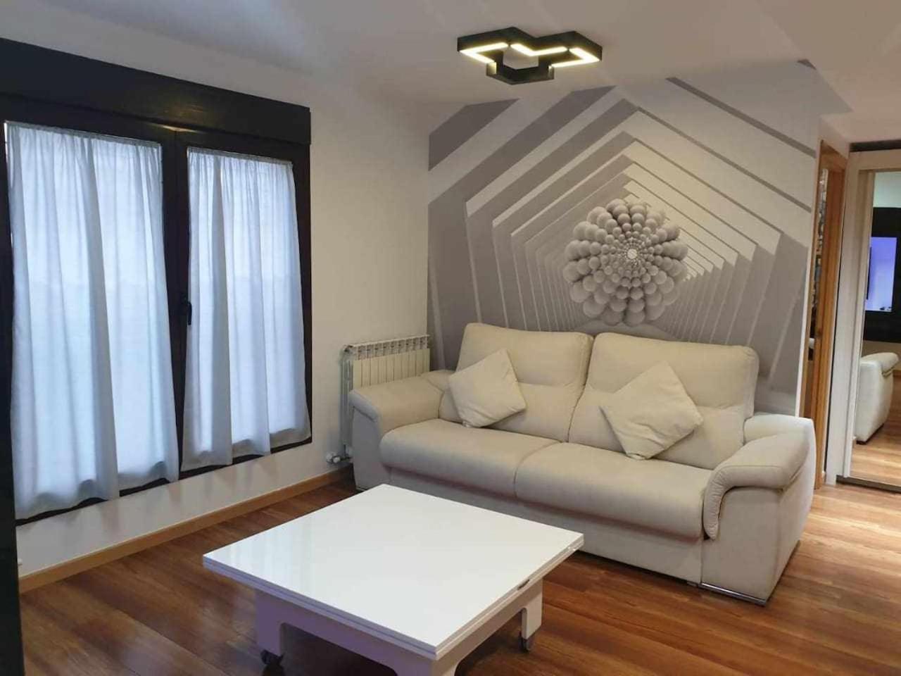Centro Aparcamiento Gratuito Al Lado Del Pilar Zaragoza