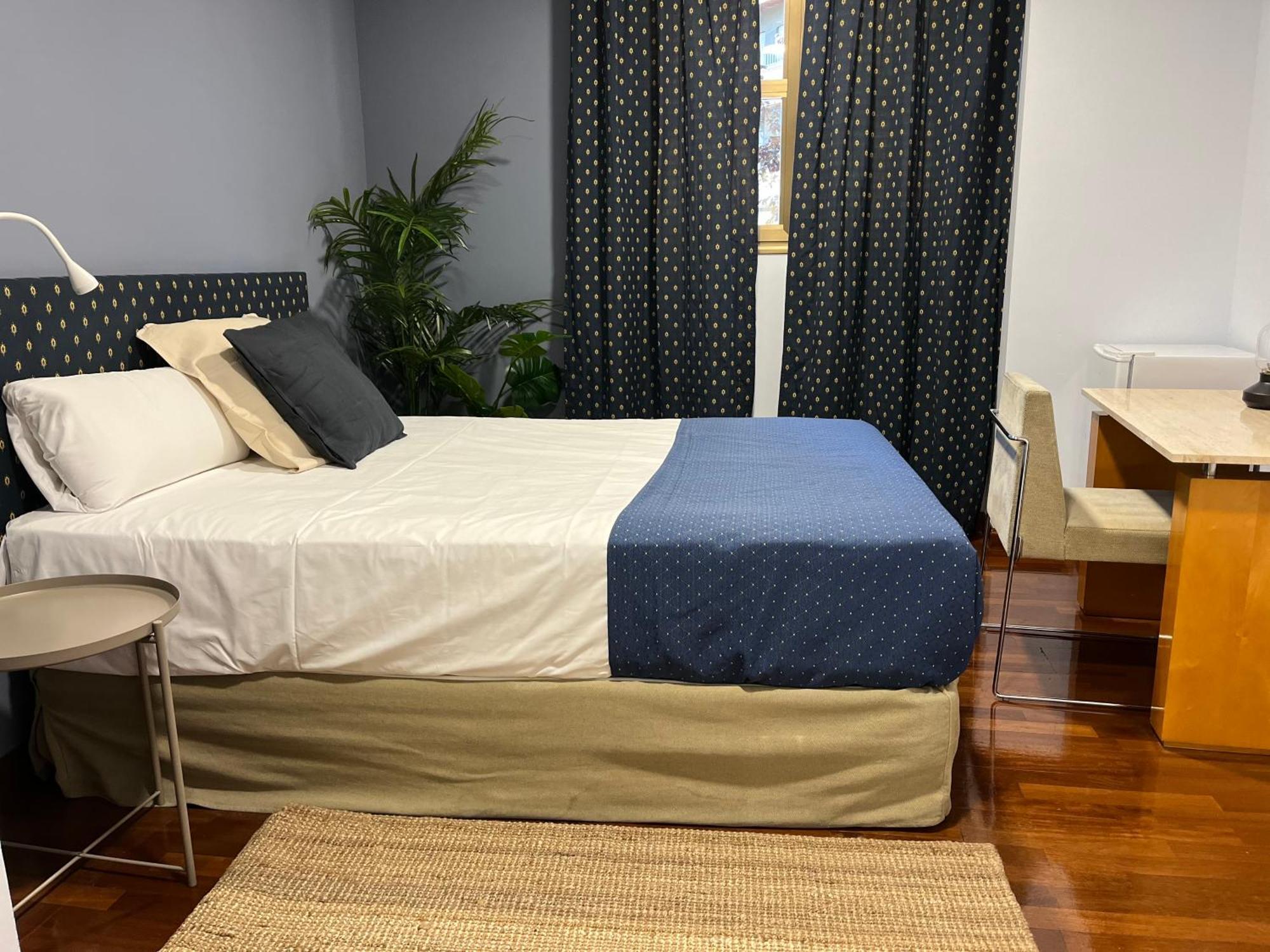 Hotel Vtz Orus Factory - Parking Muy Economico 2*