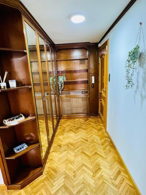 Apartamento A Orillas Del Pilar Con Parking *