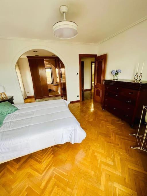 Apartamento A Orillas Del Pilar Con Parking