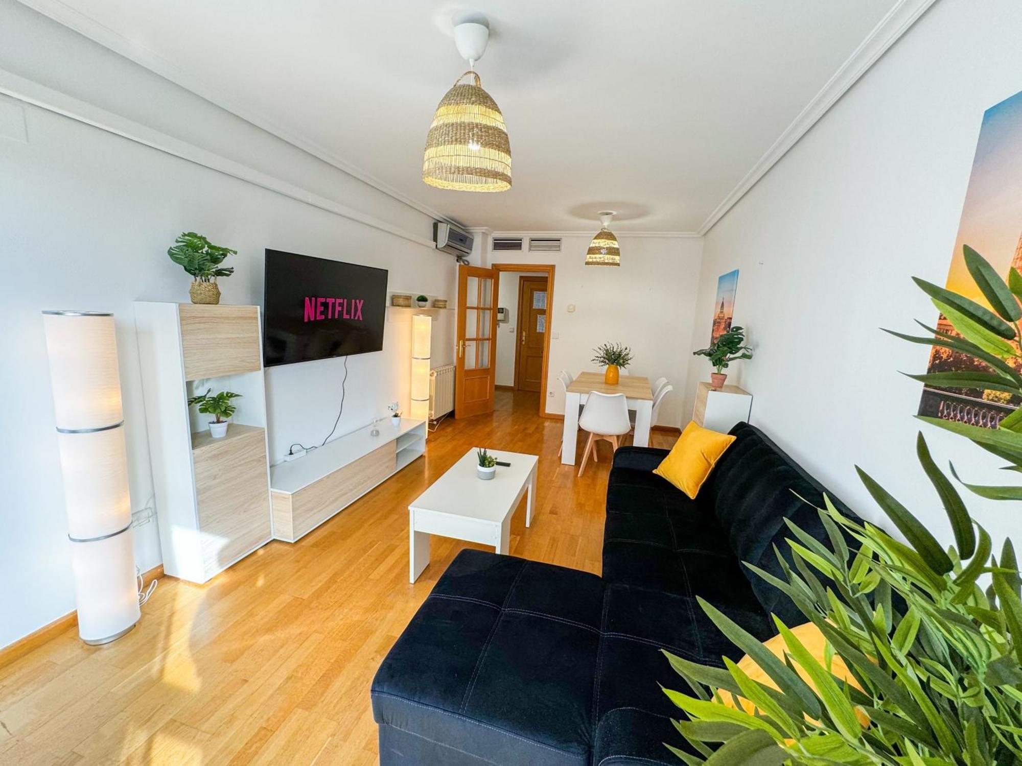 Reina Del Pilar Comotucasa Apartment