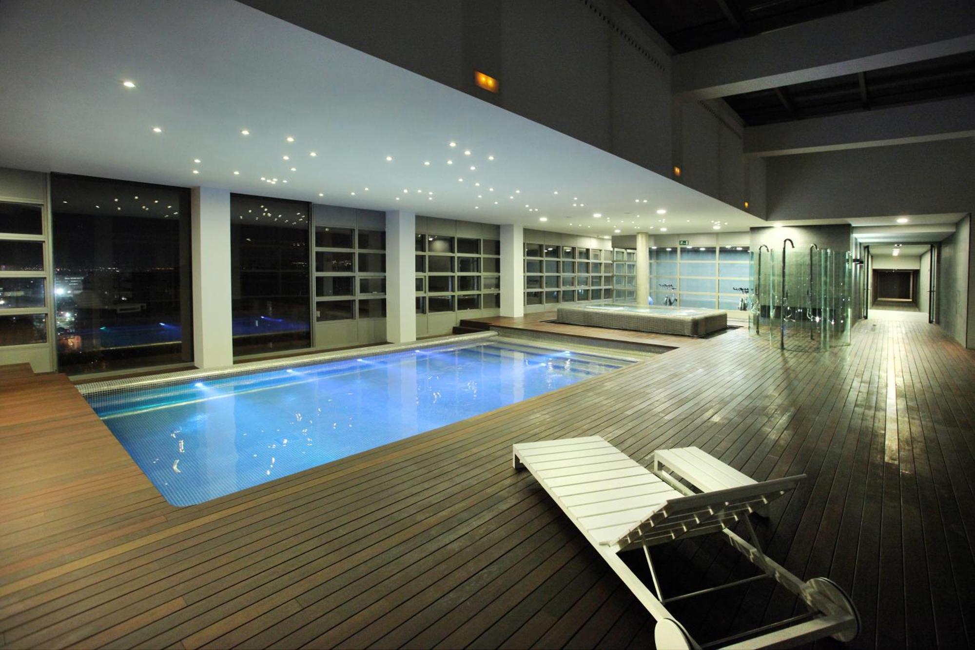 Hotel Reina Petronila