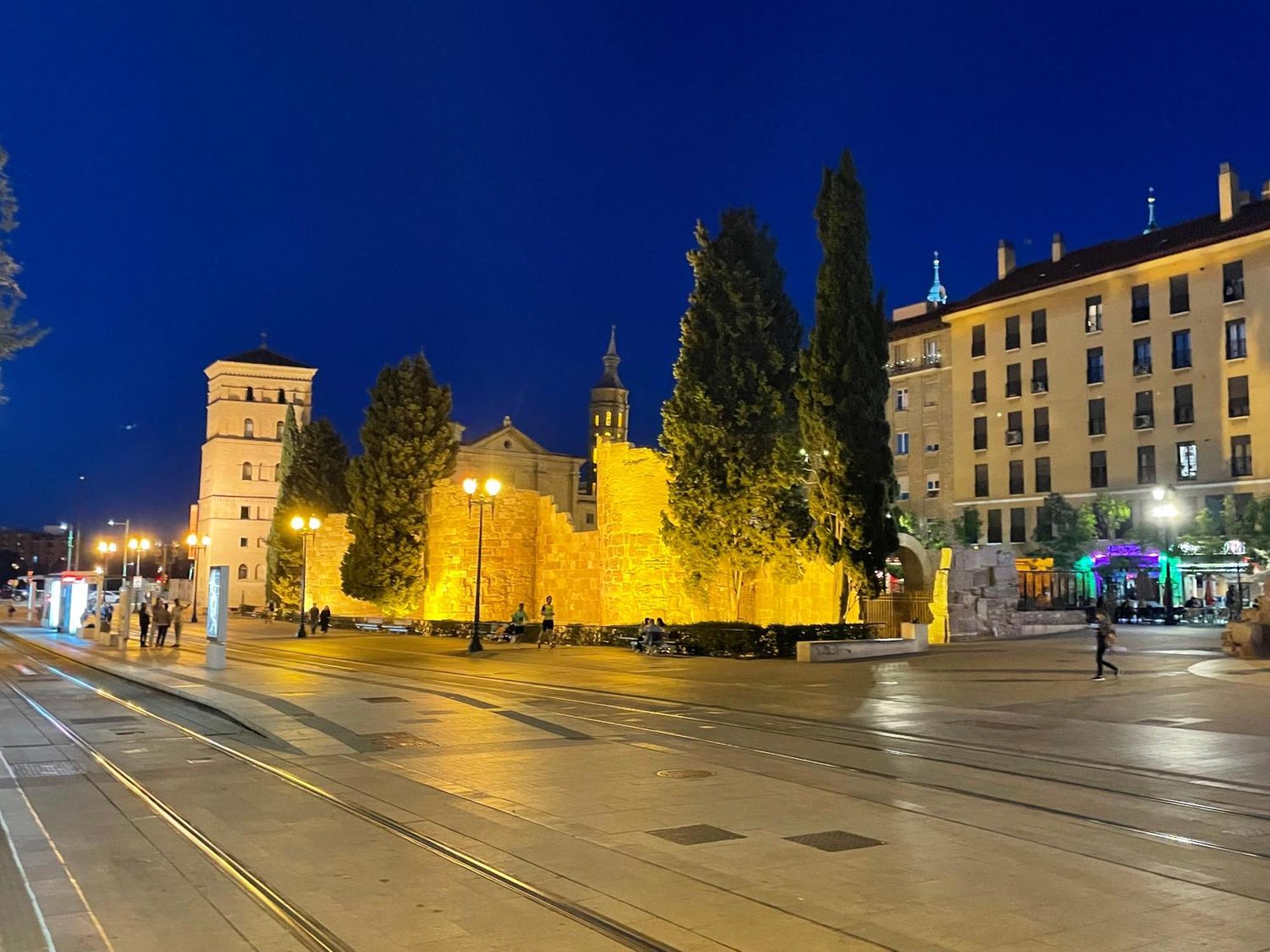 Atico Junto A Mercado Central, Con Parking Gratis * Zaragoza