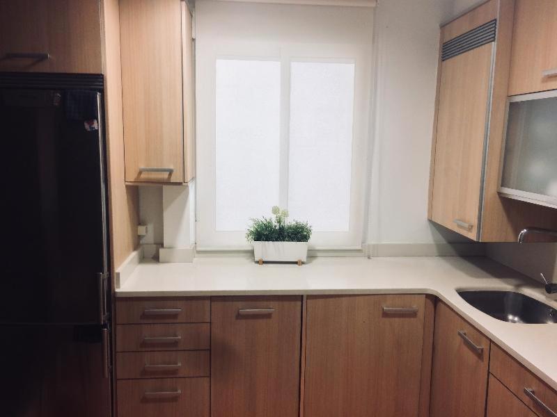 Dos Torres Bilbo - Parking Y Wifi Apartamento