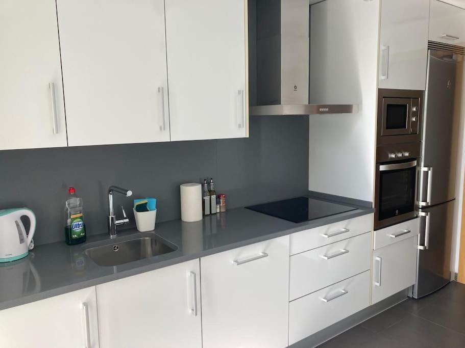 Mediodia - Parking Incluido, Centrico Y Tranquilo Apartamento Zaragoza