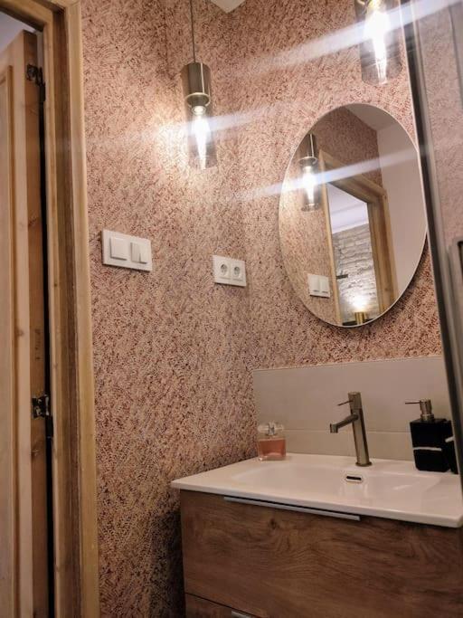 Estiloso Estudio En Gran Via, Vistas Al Huerva Apartamento