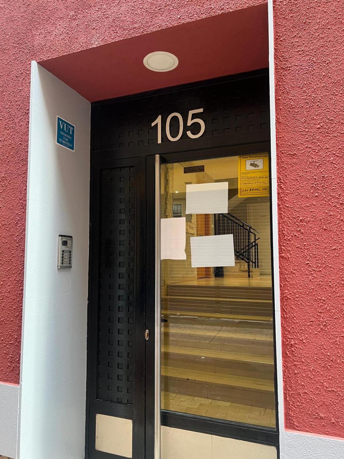 Calle Armas 105