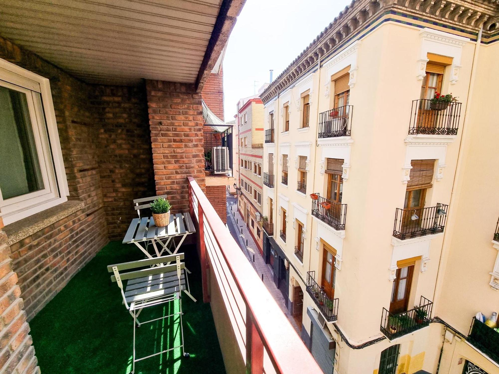 El Teatro Del Pilar Apartamento *