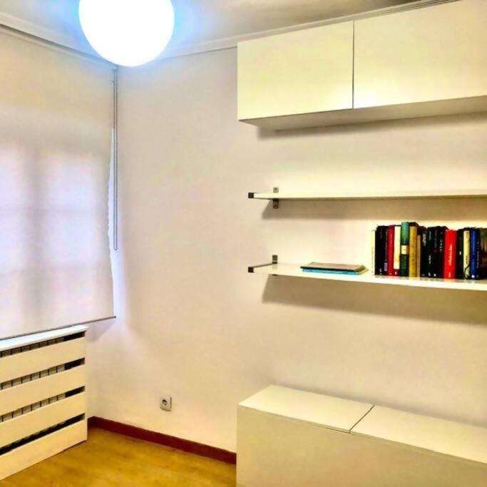 Nuevo Con Piscina A 2 Minutos Estacion Tren Ave Apartamento