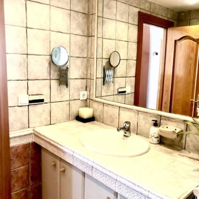 Nuevo Con Piscina A 2 Minutos Estacion Tren Ave Apartamento