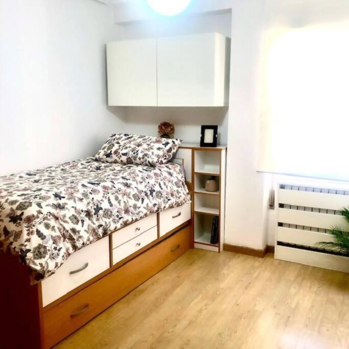 Nuevo Con Piscina A 2 Minutos Estacion Tren Ave Apartamento *