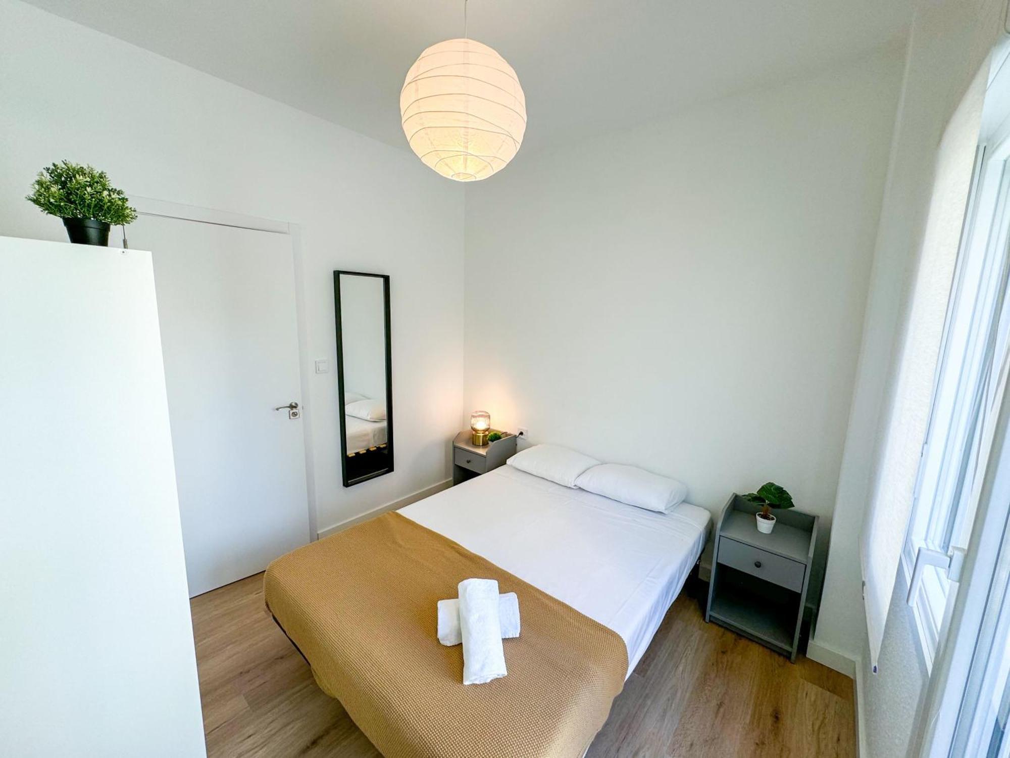 Del Pilar Comotucasa * Zaragoza