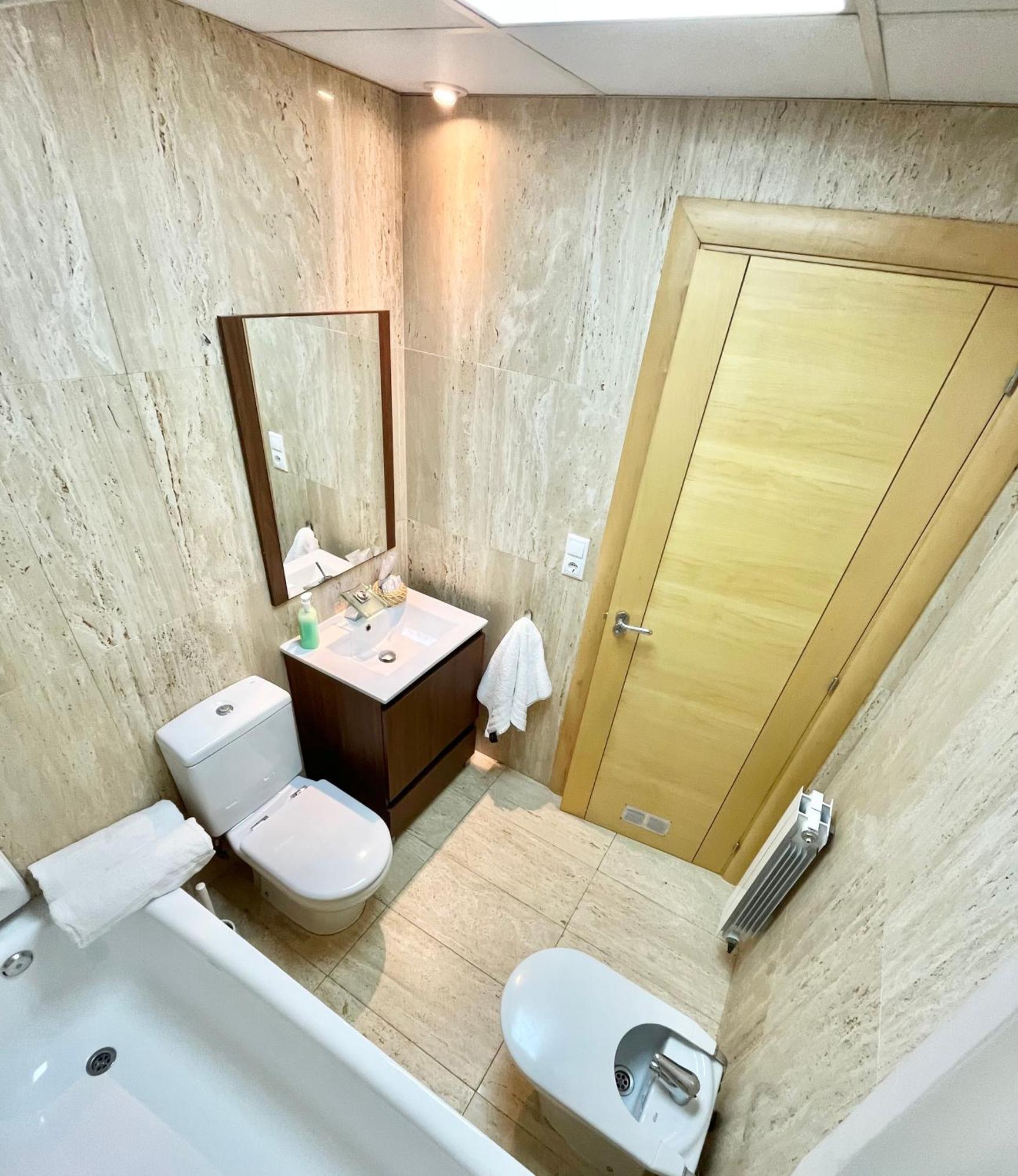 Vive Iv Apartment *