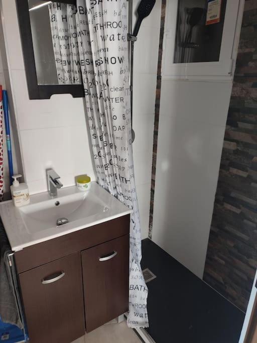 Cerca Plaza Pilar Apartamento