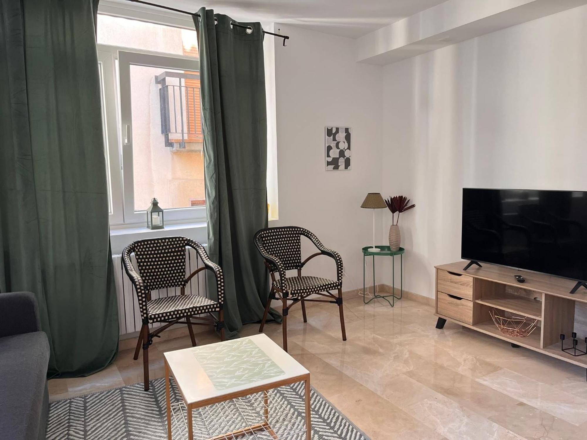 18 Torres Santa Cruz Apartamento