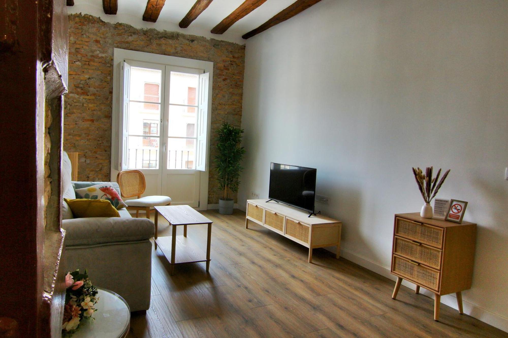 Apartamento Almada - Calle Alfonso - Plaza Sas
