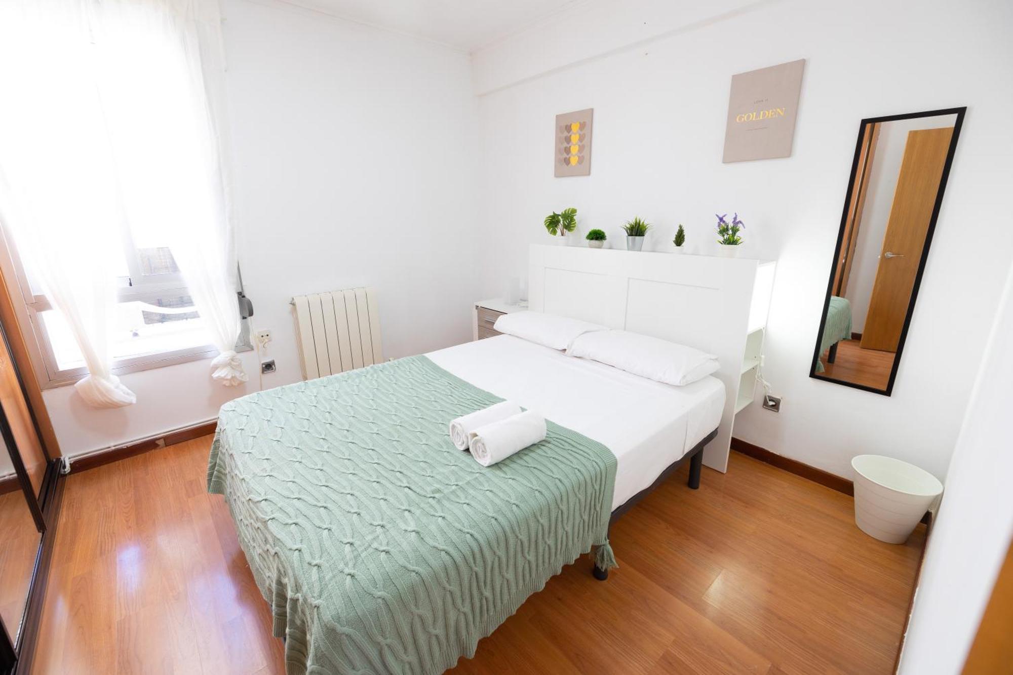 Ofrenda Del Pilar Turistea Apartment *
