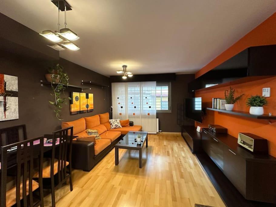 Apartamento En Delicias 'hector' - Parking Incluido *