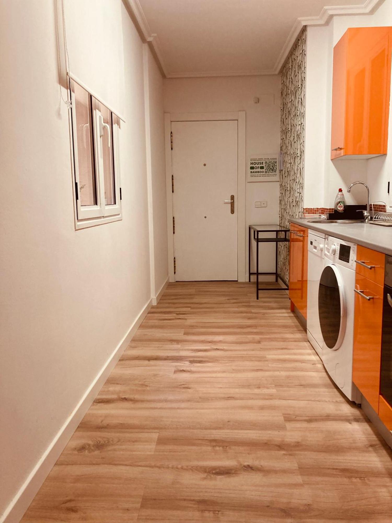 Apartamento En Plaza Del Pilar *