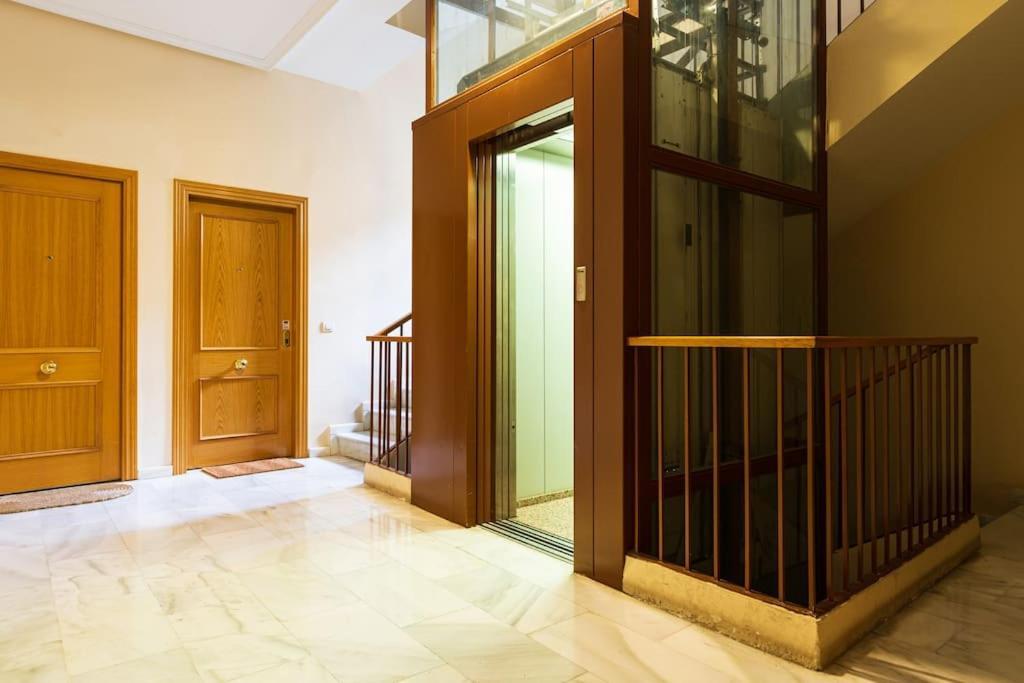 Pasaje De Giles Con Garaje Apartamento Zaragoza