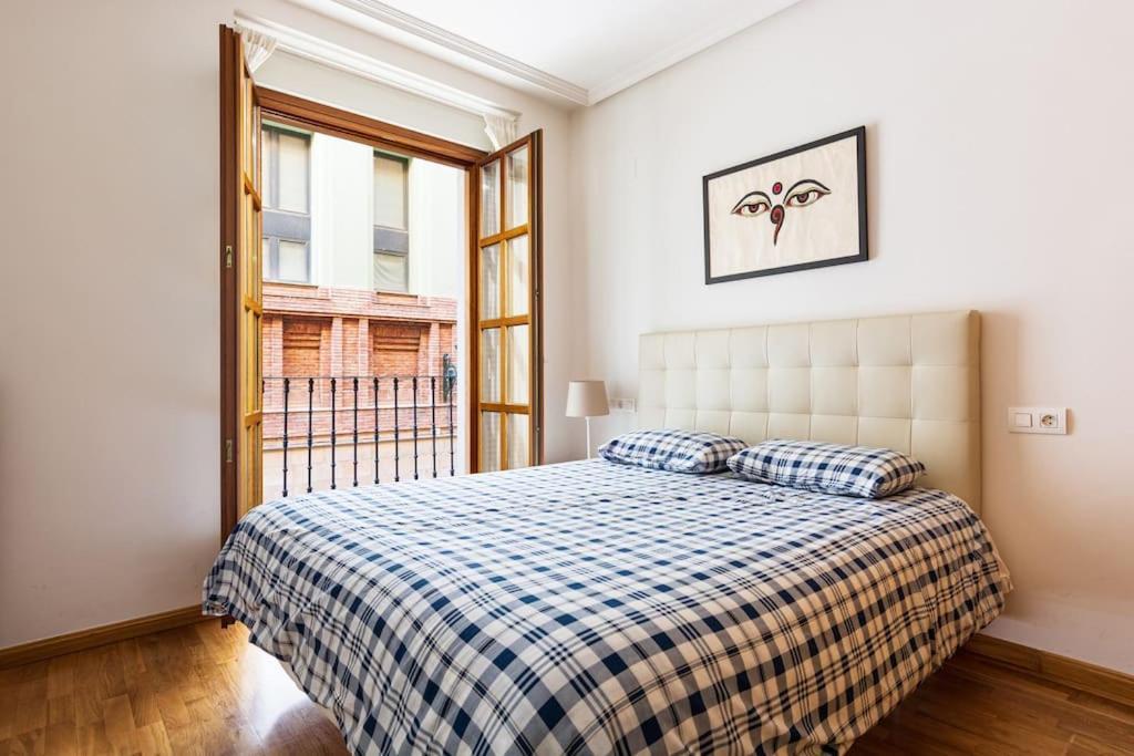 Apartamento Pasaje De Giles Con Garaje
